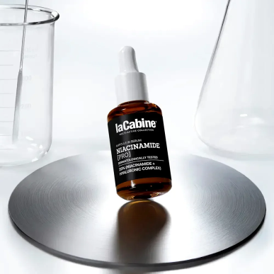 La Cabine Sérum Niacinamide Pro 20% + Hyaluronic Complex Anti Taches 30ml – soins anti-taches et dépigmentants | La Cabine - Vis
