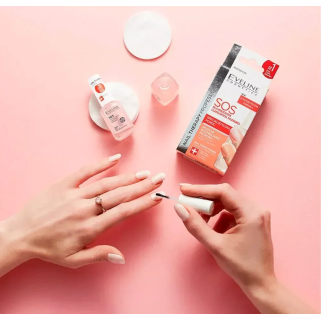 Eveline SOS Durcissant Fortifiant avec Calcium et Collagène Traitement Réparateur 12 ml