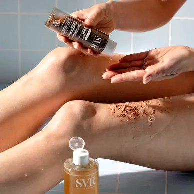 SVR Xérial Gommage Corps 100g – Soins Corps / Gommages Exfoliants | SVR - Corps Tunisie | Miral Parapharmacie