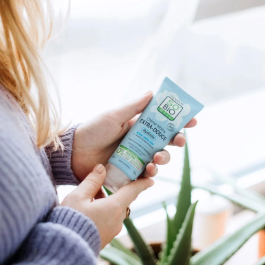 SO BIO Crème Mains Extra-Douce à l’Aloe Vera Bio 75ml – Soins des mains | SO BiO - Corps Tunisie | Miral Parapharmacie